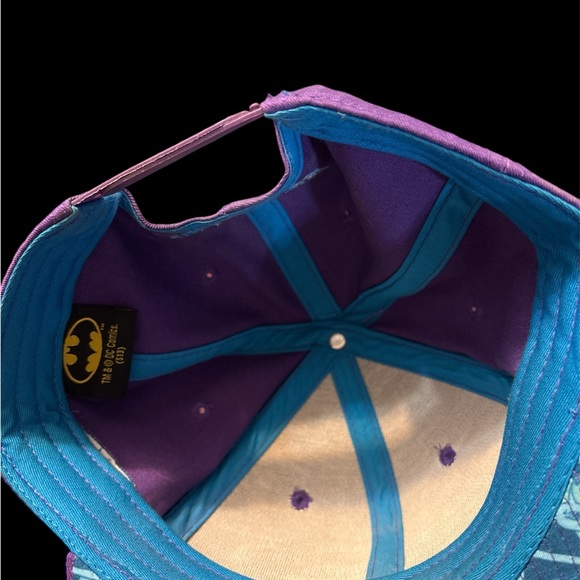 Batman DC Comics Flat Bill Cap - Picture 3 of 3